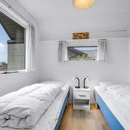 Semesterbostad Frida - 125m From The Sea By Interhome